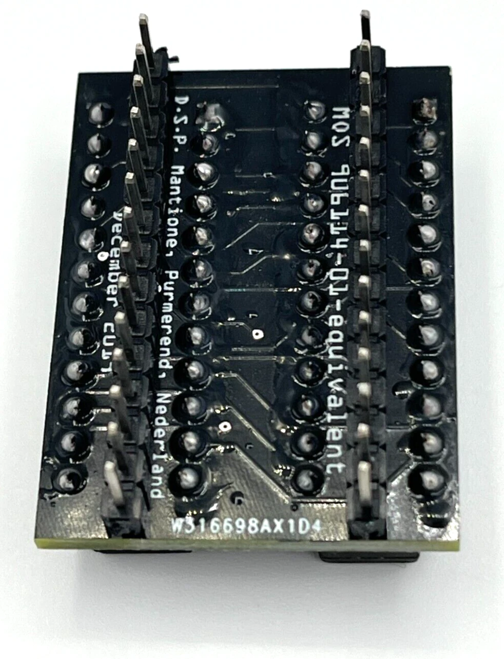 Commodore 64 PLA Chip Replacement Board (MOS 906114-01) - Dual Wipe Socket PLA thumbnail 3